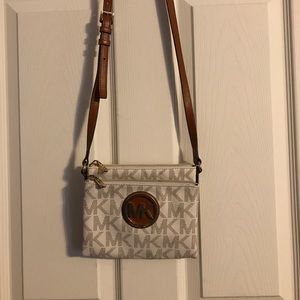 Michael Kors cross body